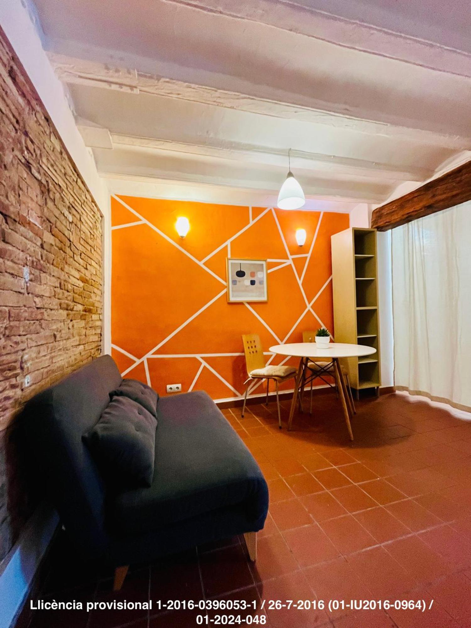 Ramblas 5 Apartamento *